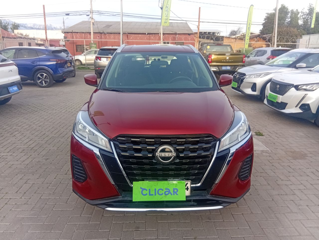 NISSAN - 2