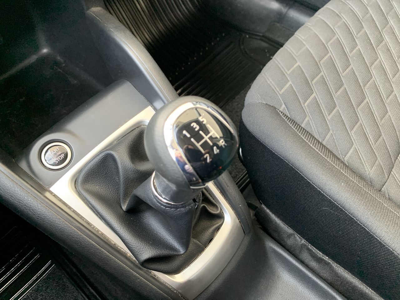 NISSAN - 29