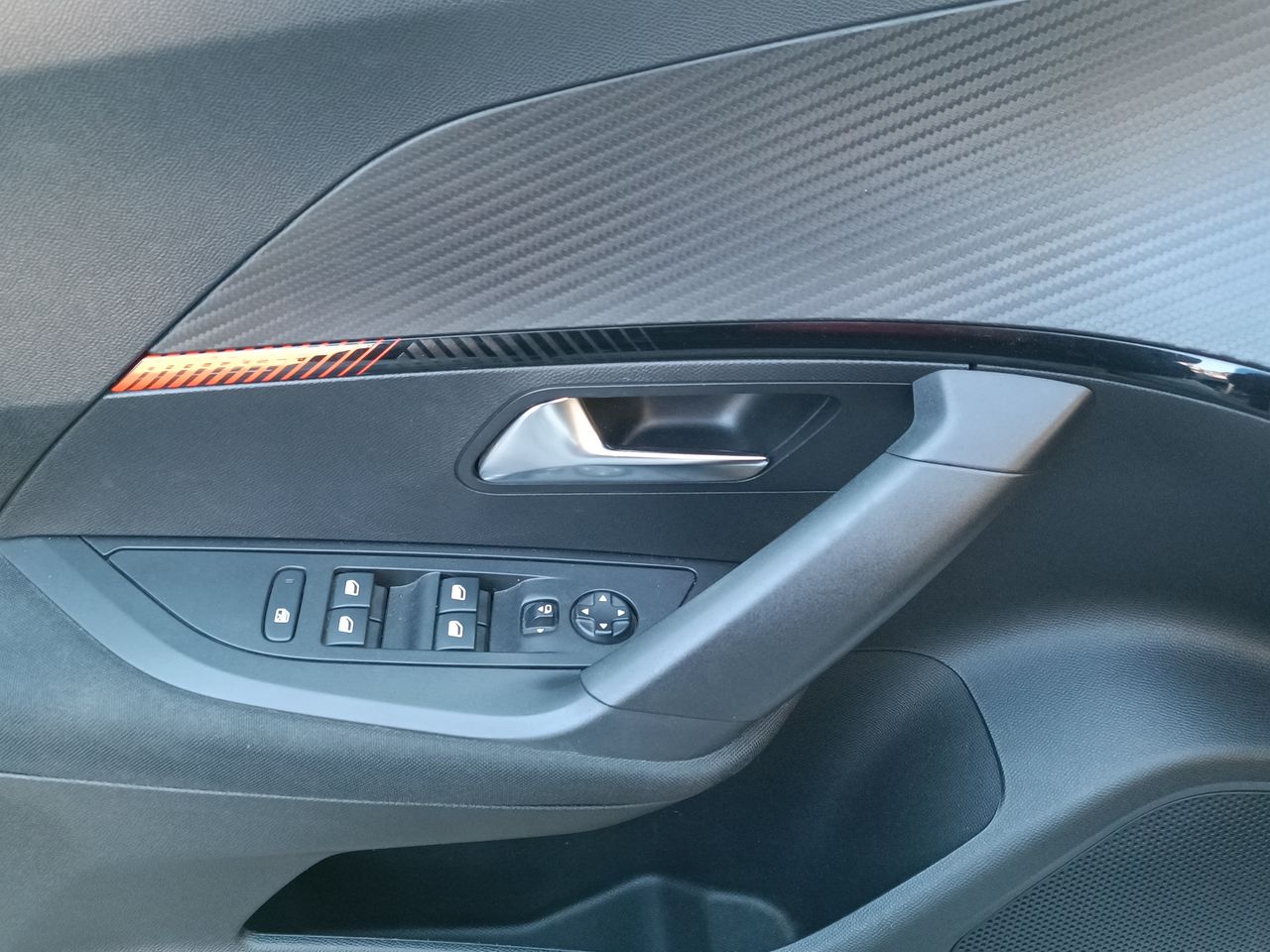 PEUGEOT - 20