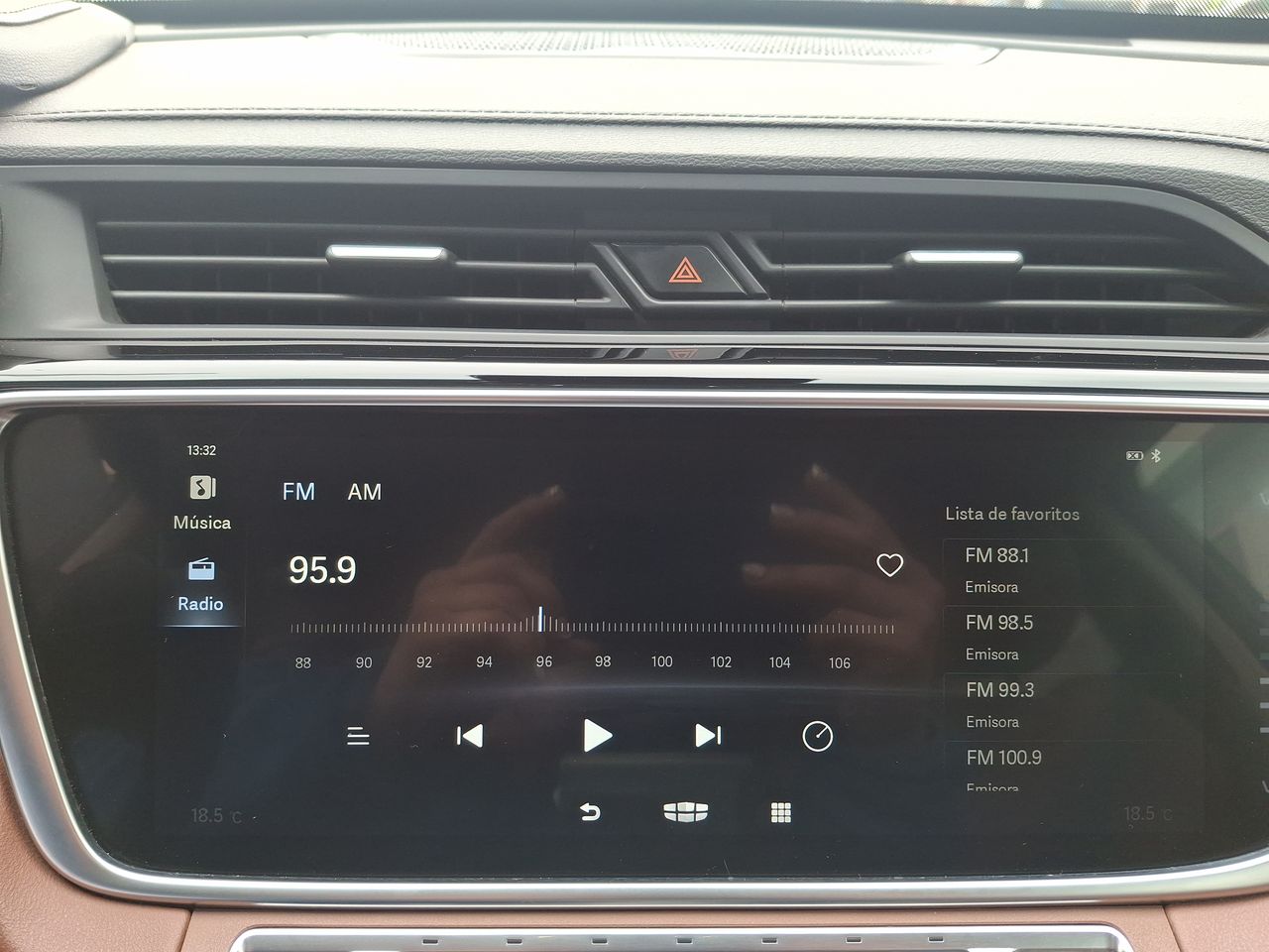 GEELY - 28