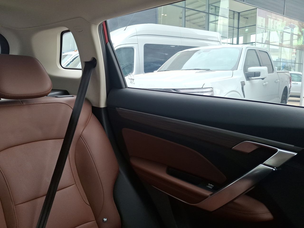 GEELY - 14