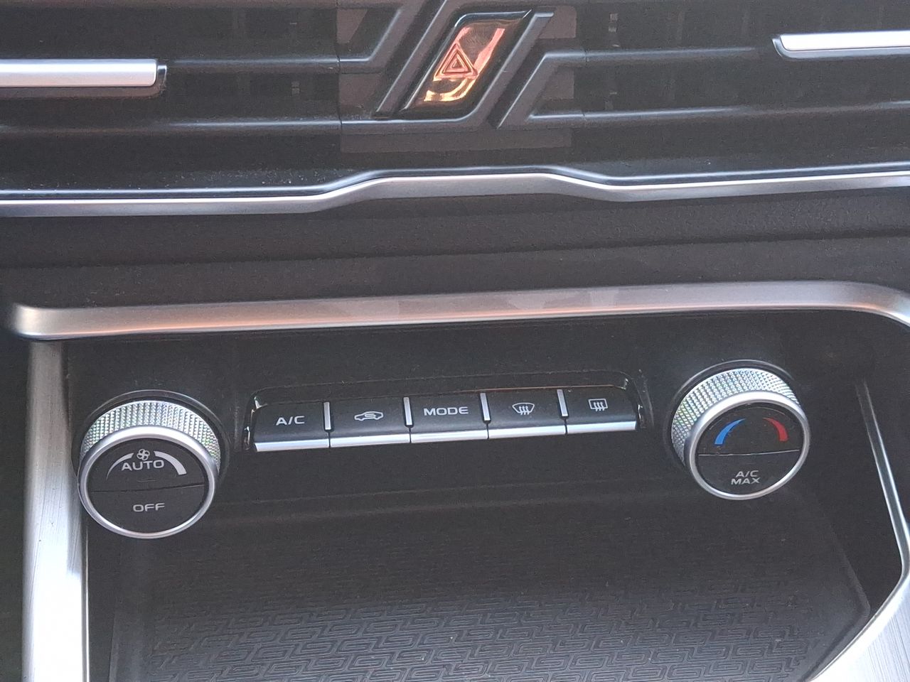 GEELY - 22