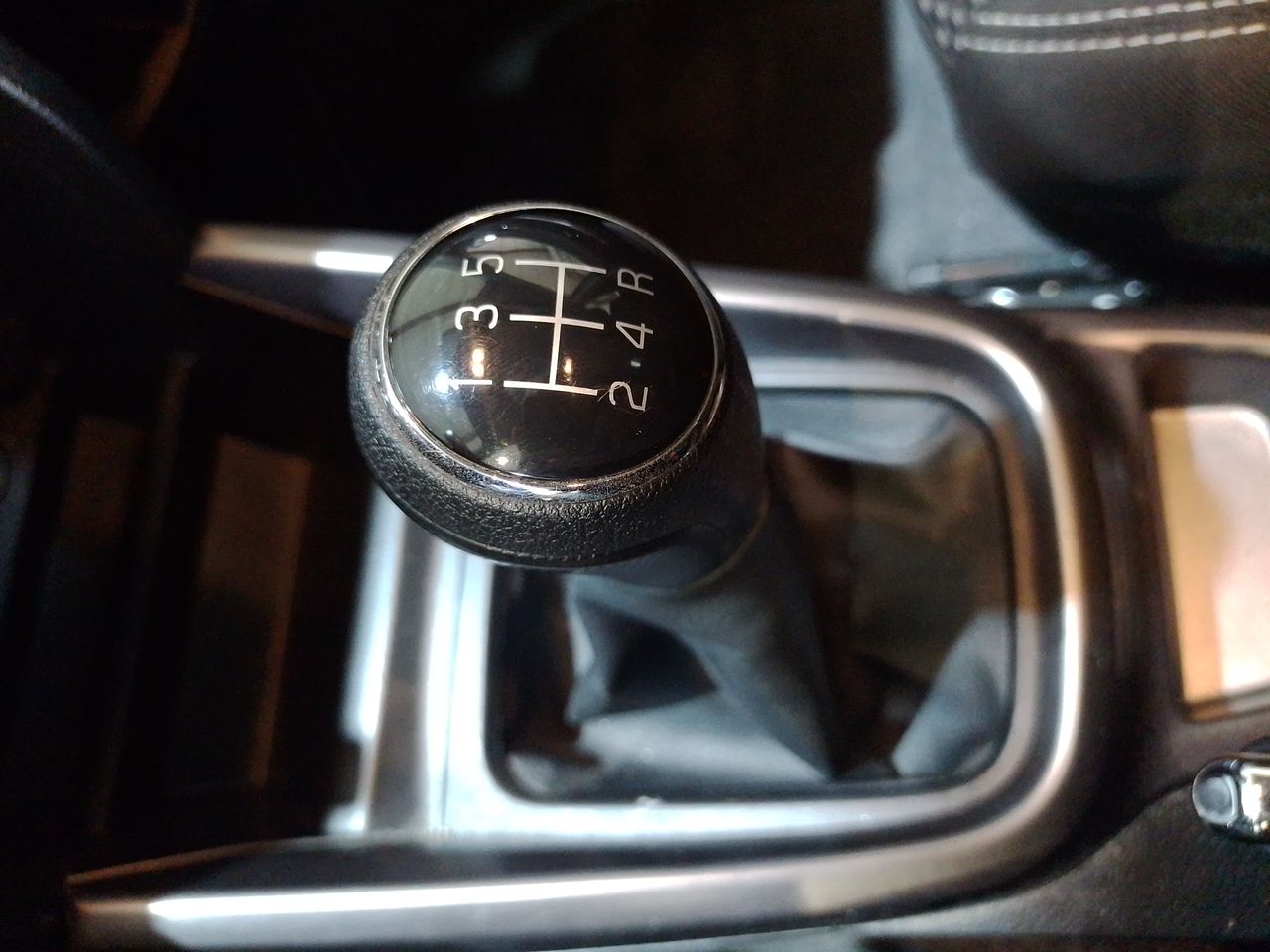 SUZUKI - 27