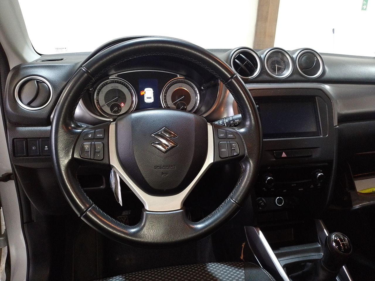SUZUKI - 22