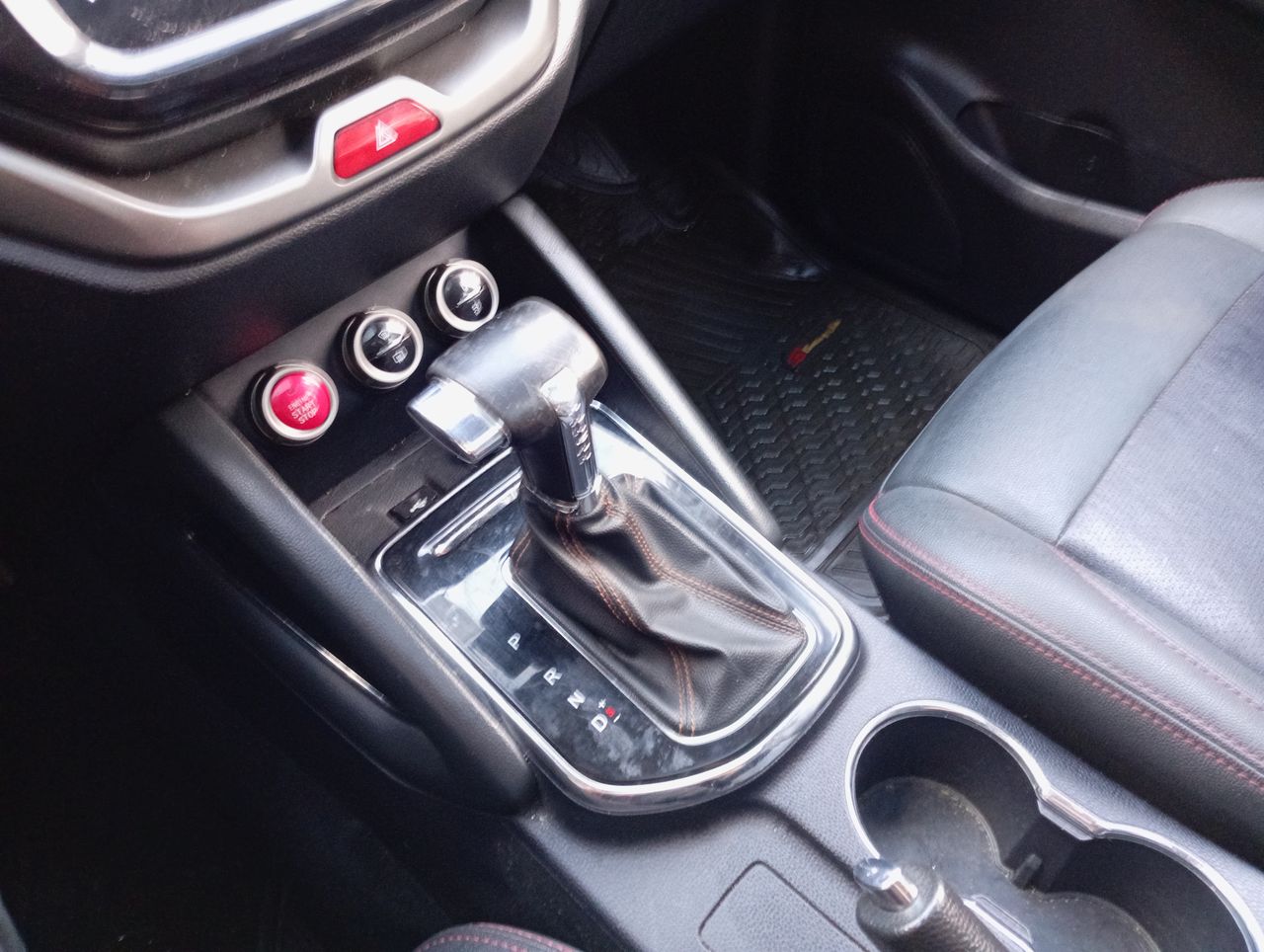 Changan Cx70 — foto 22 de 27