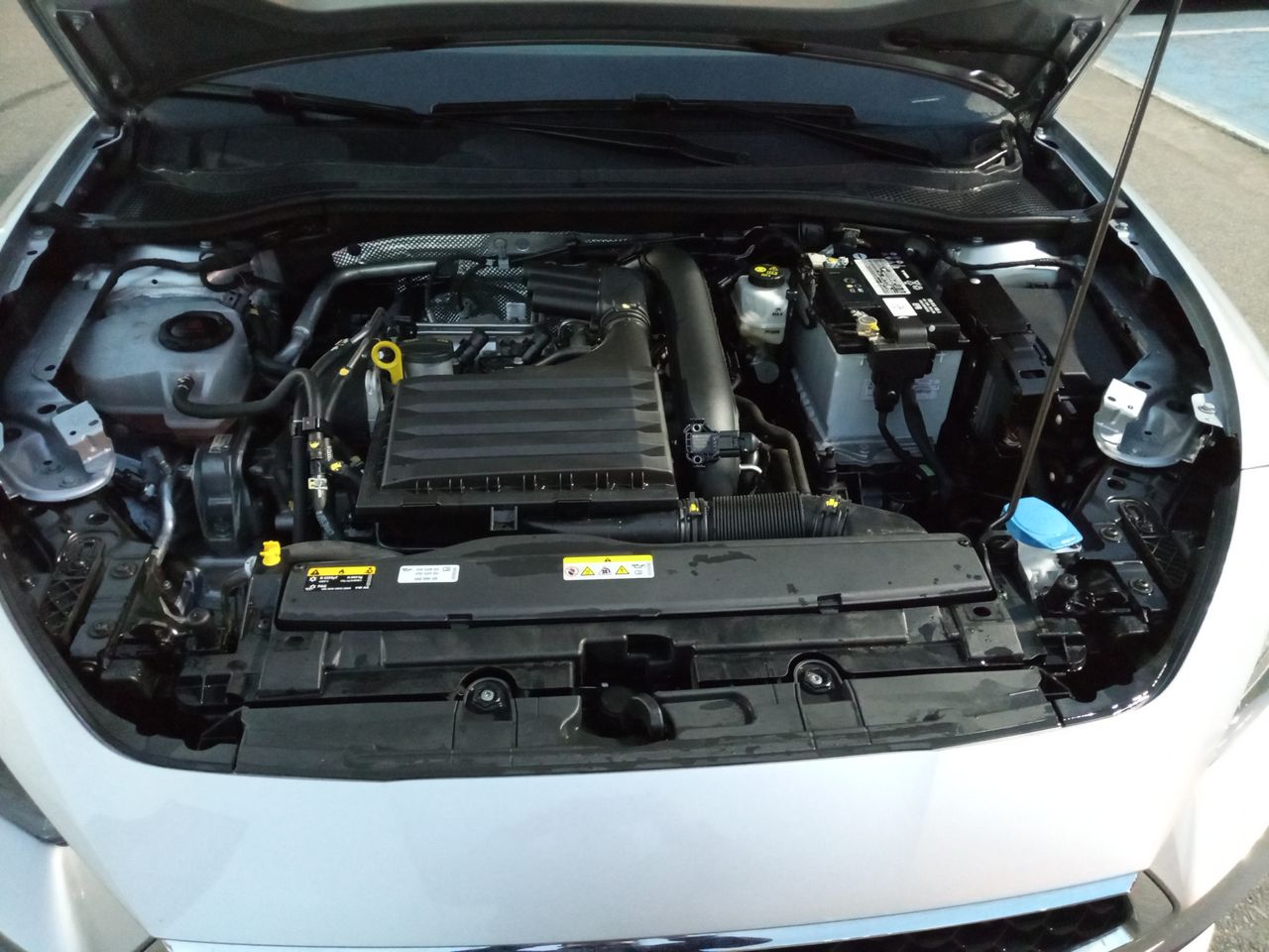 SEAT - 18