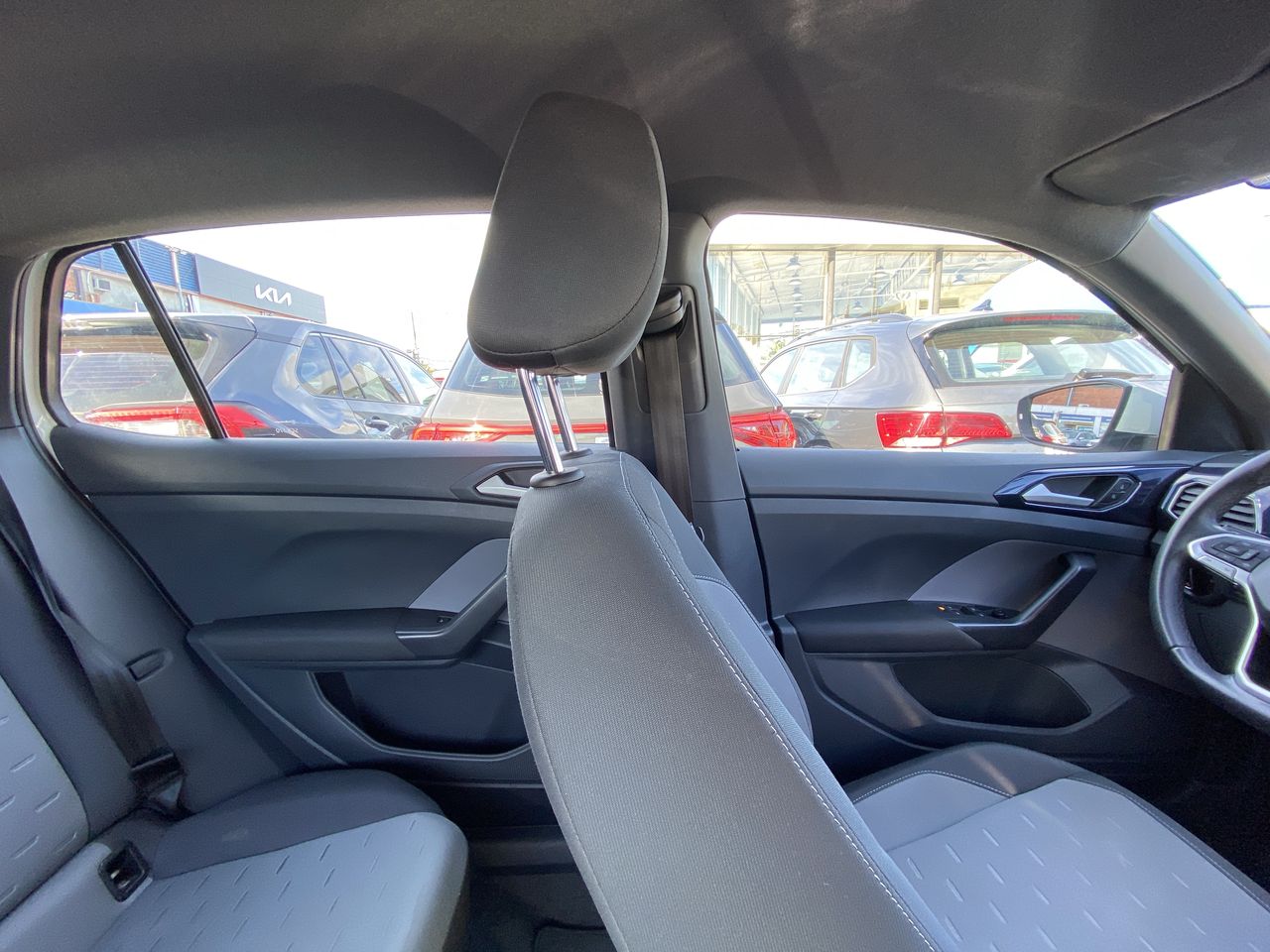 VOLKSWAGEN - 15