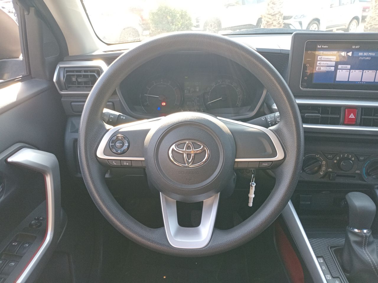 TOYOTA - 22