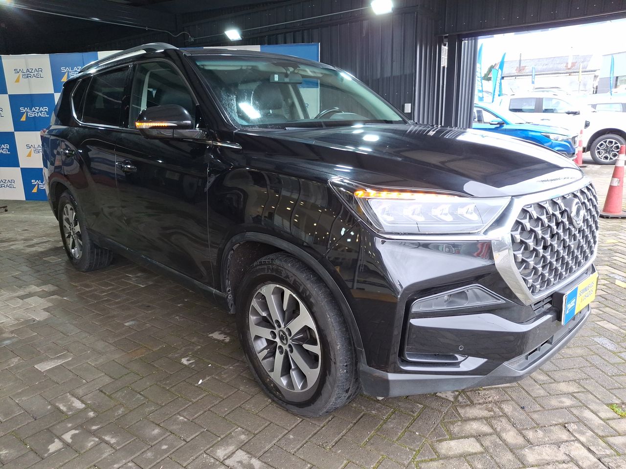 SSANGYONG - 1