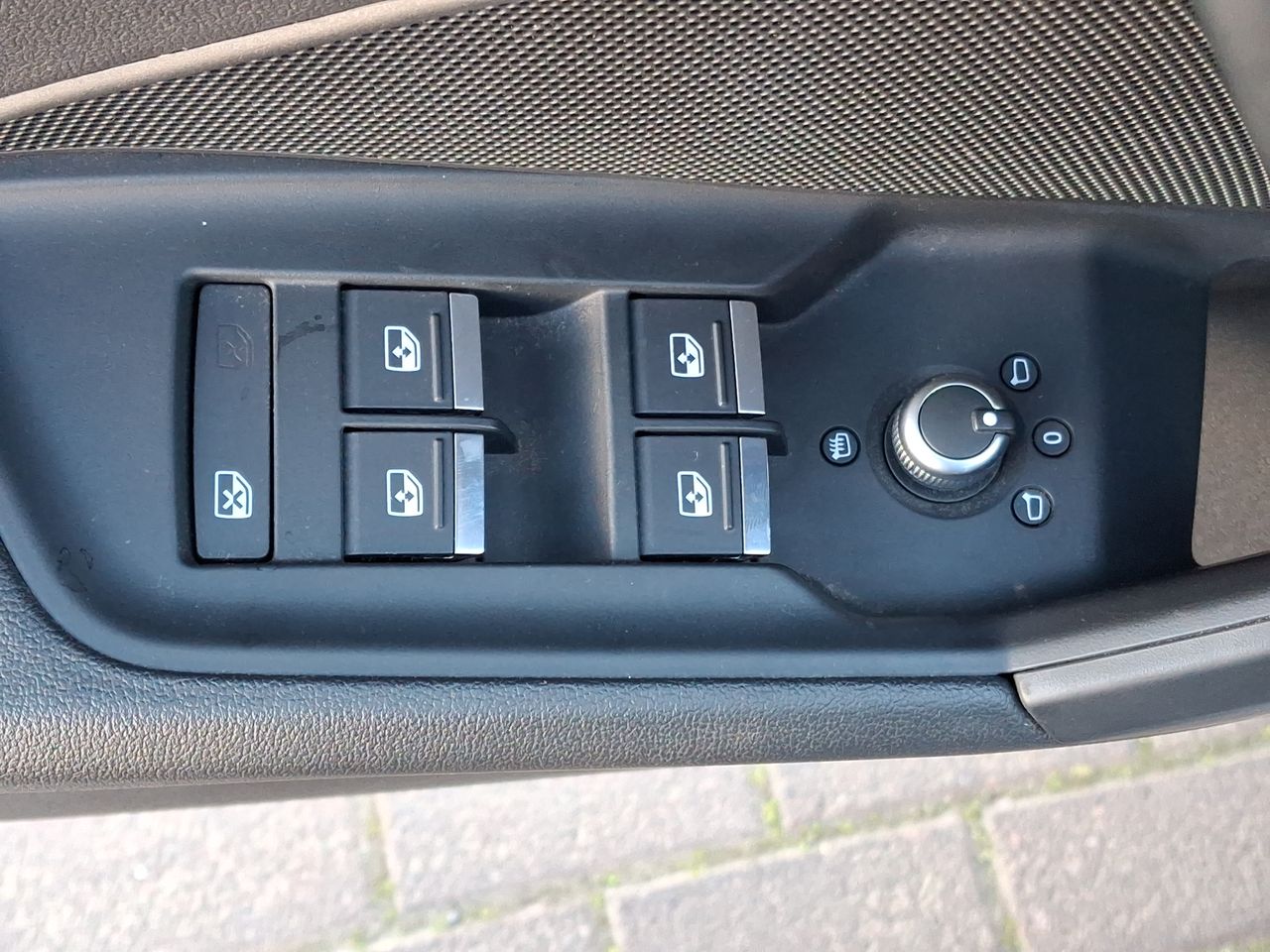 AUDI - 22