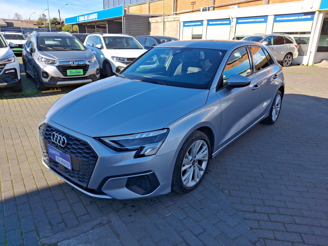 AUDI - 3
