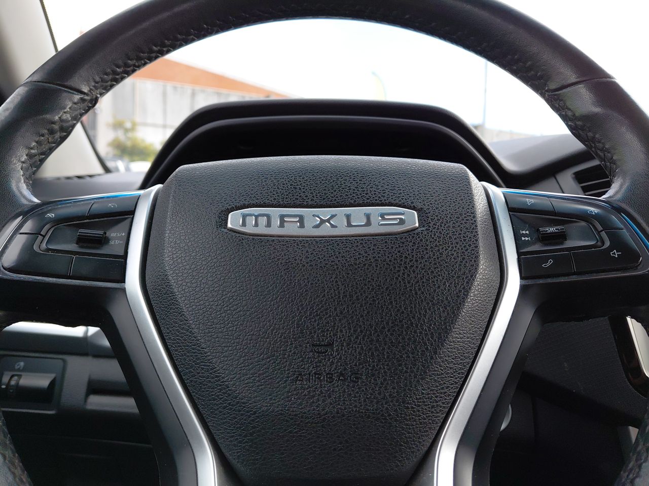 MAXUS - 16