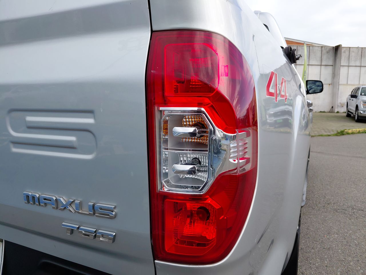 MAXUS - 11