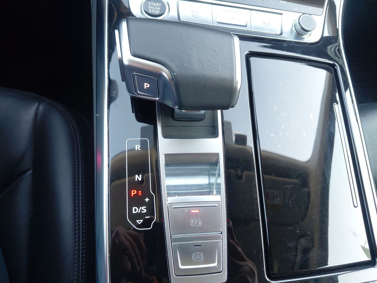 AUDI - 20