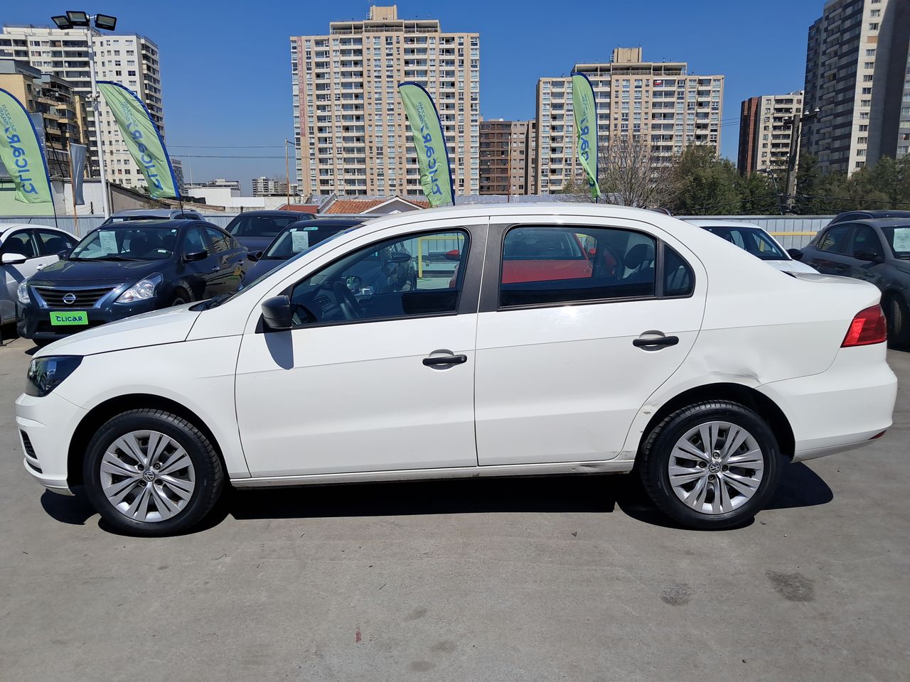 VOLKSWAGEN - 4