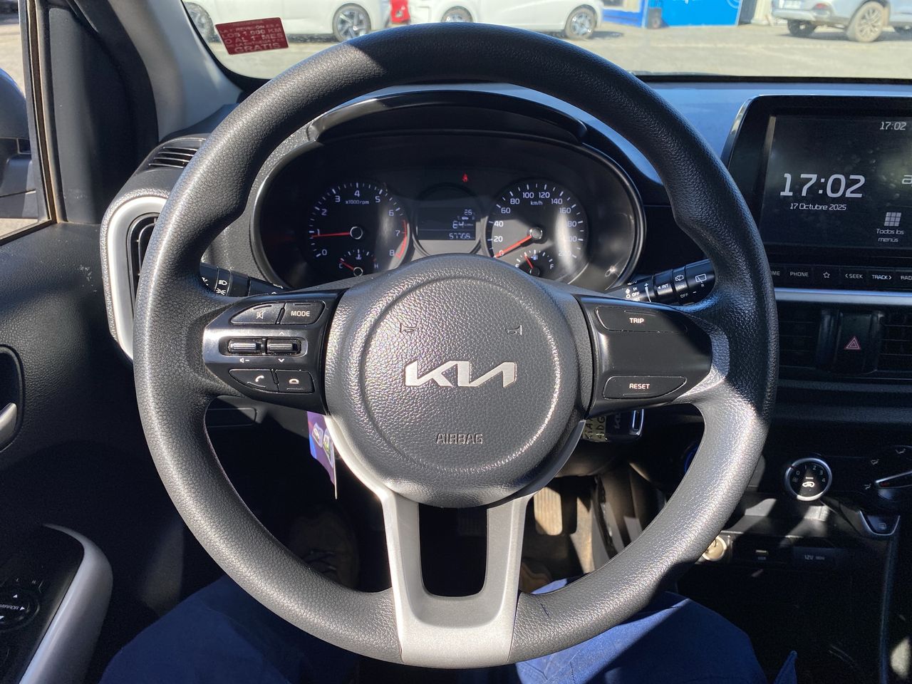 KIA - 24