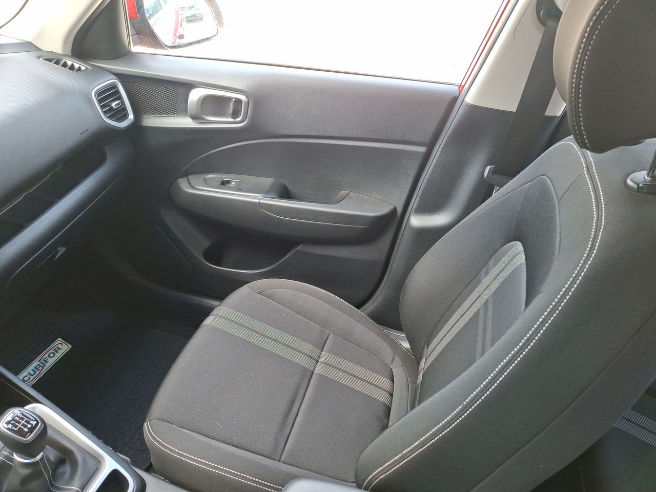 HYUNDAI - 32