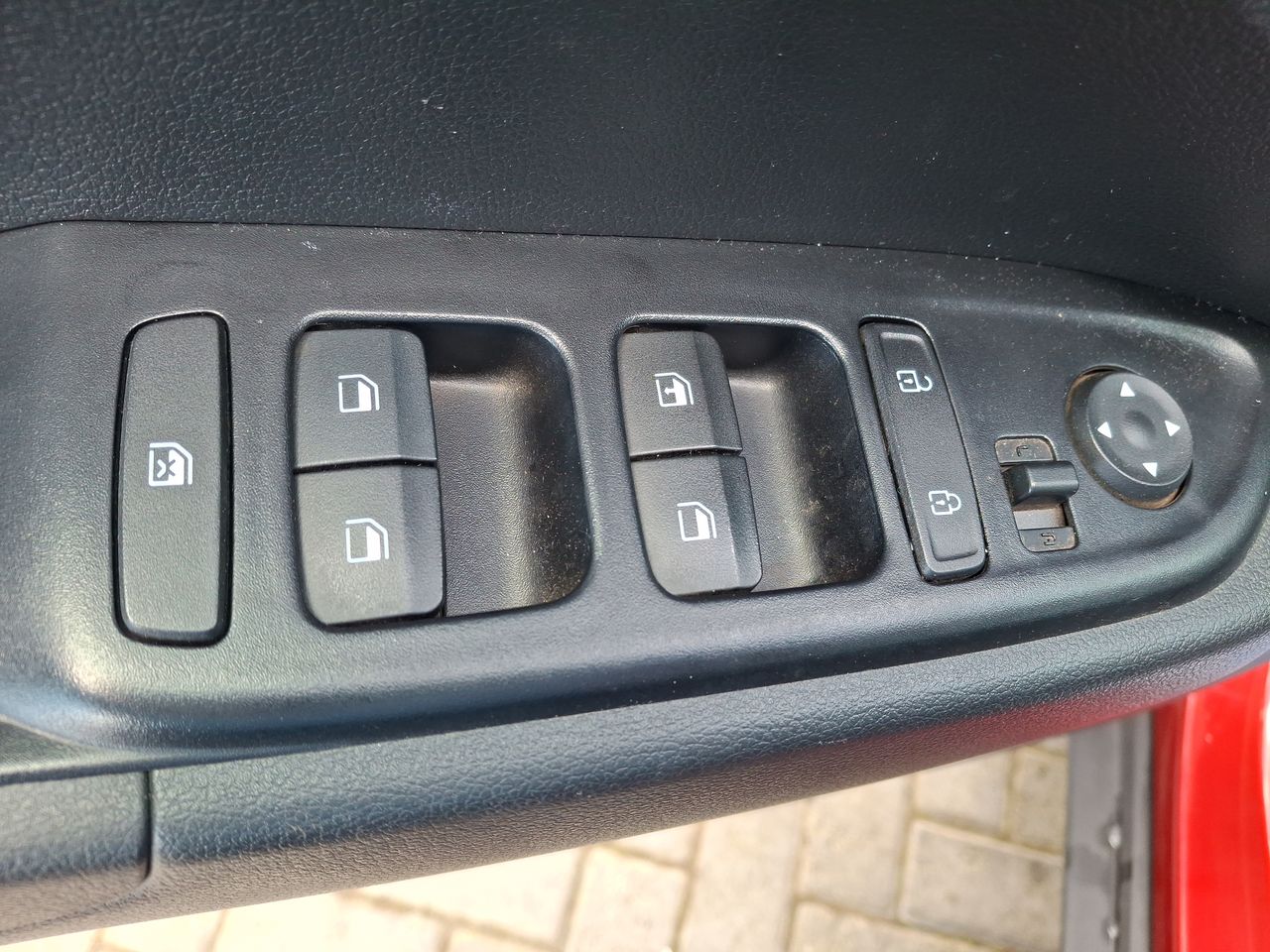 HYUNDAI - 21