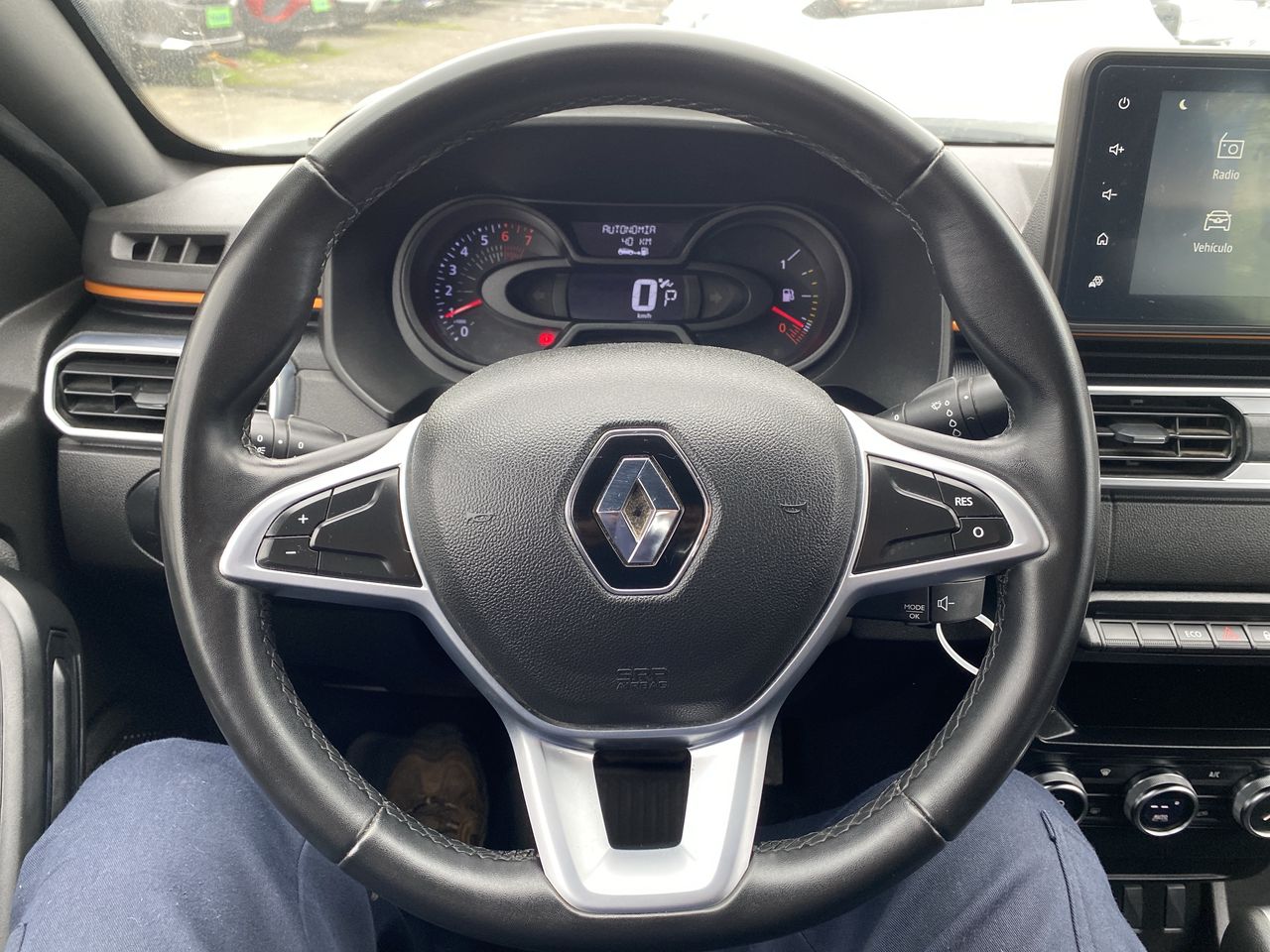 RENAULT - 26