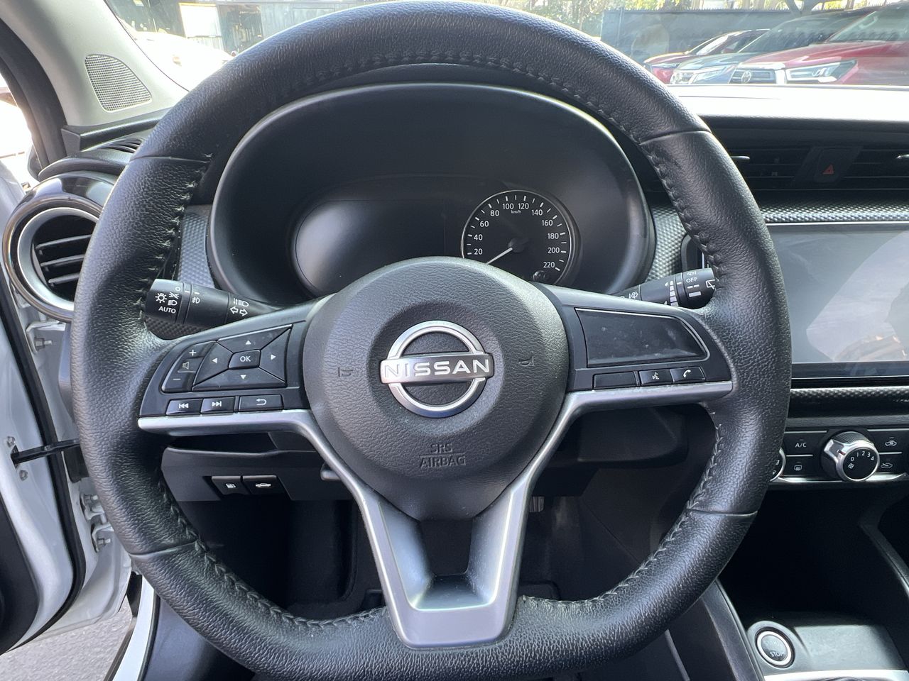 NISSAN - 26