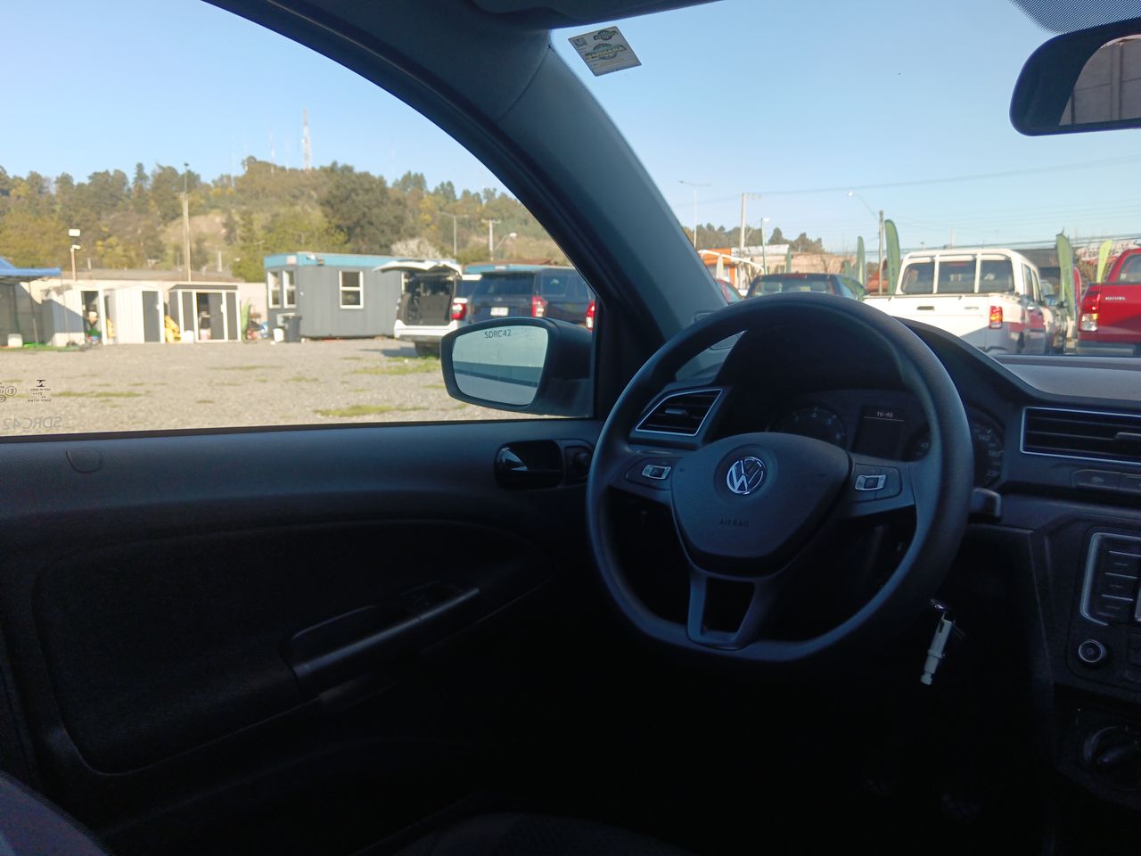 VOLKSWAGEN - 16