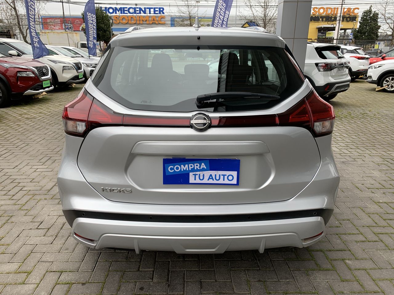NISSAN - 6