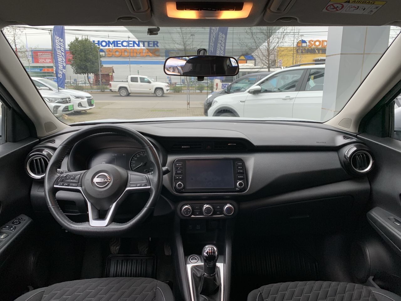 NISSAN - 9