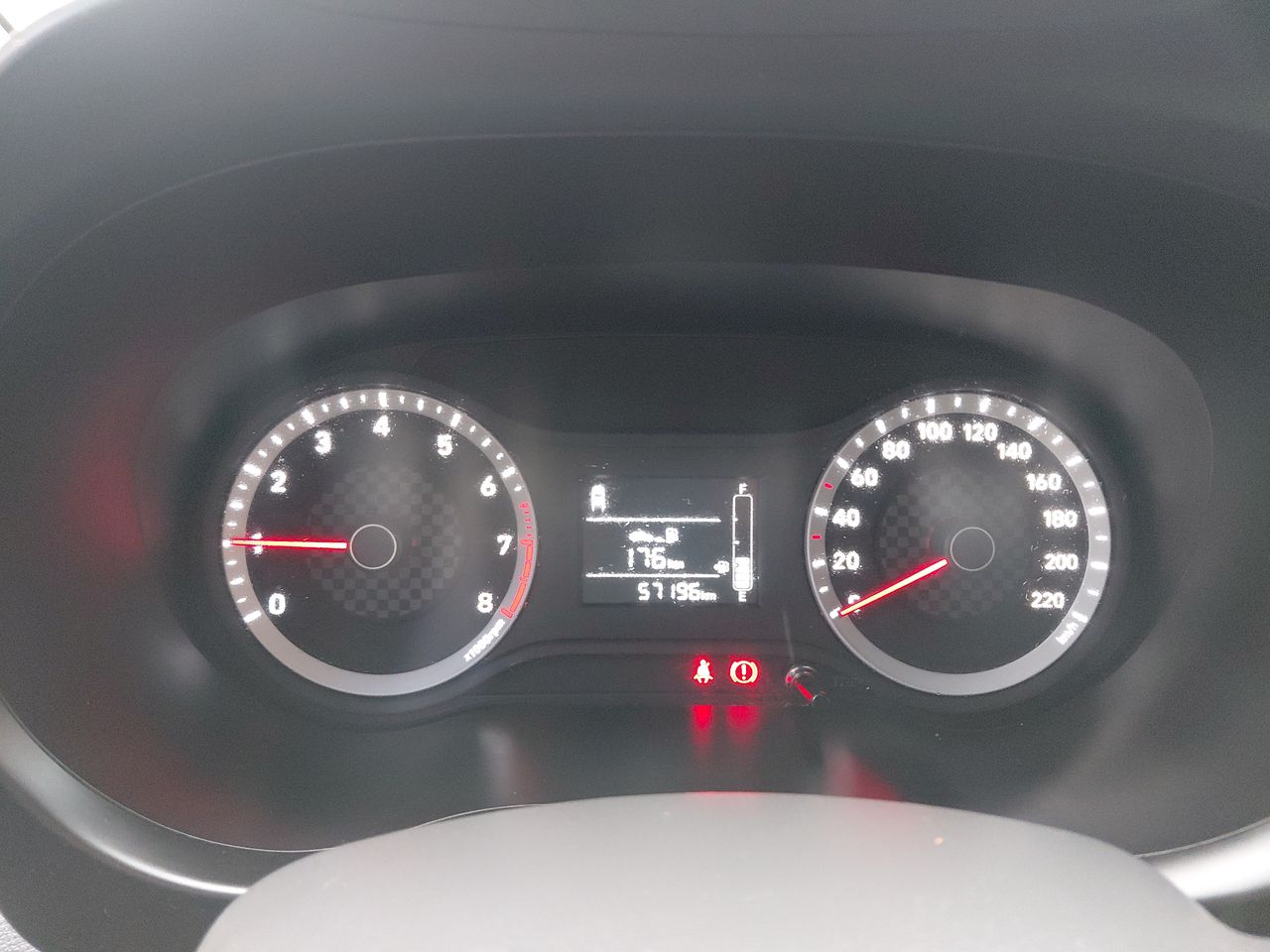 HYUNDAI - 16