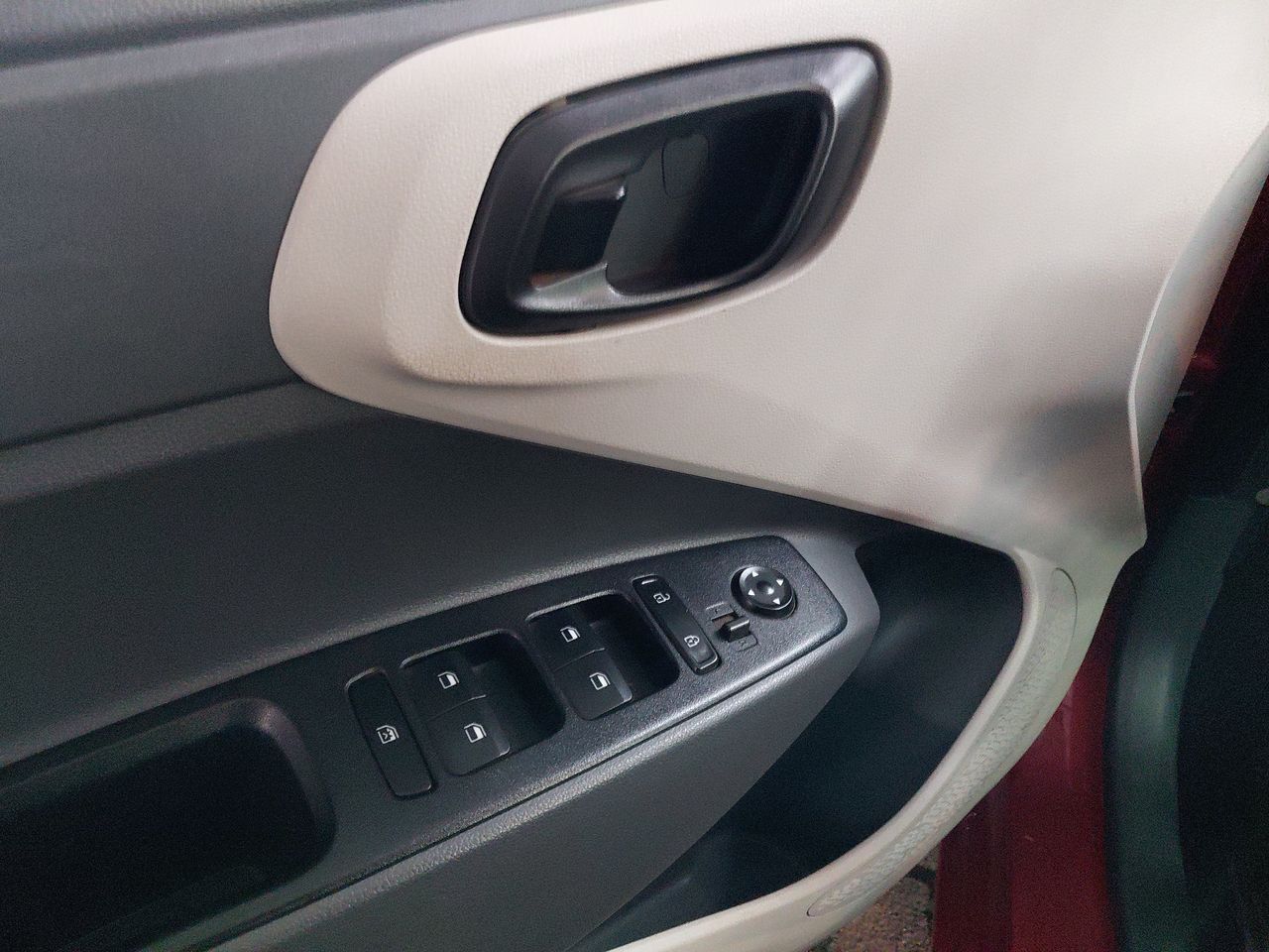 HYUNDAI - 11