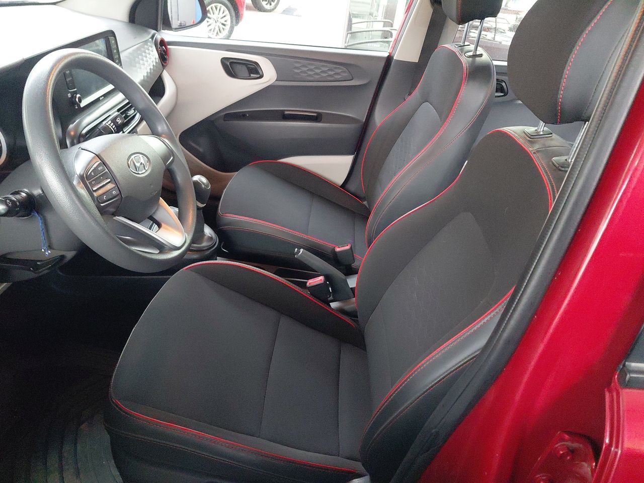 HYUNDAI - 13