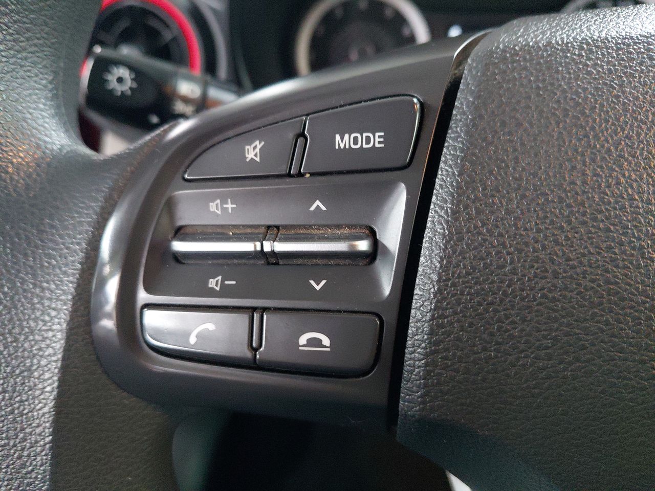 HYUNDAI - 15