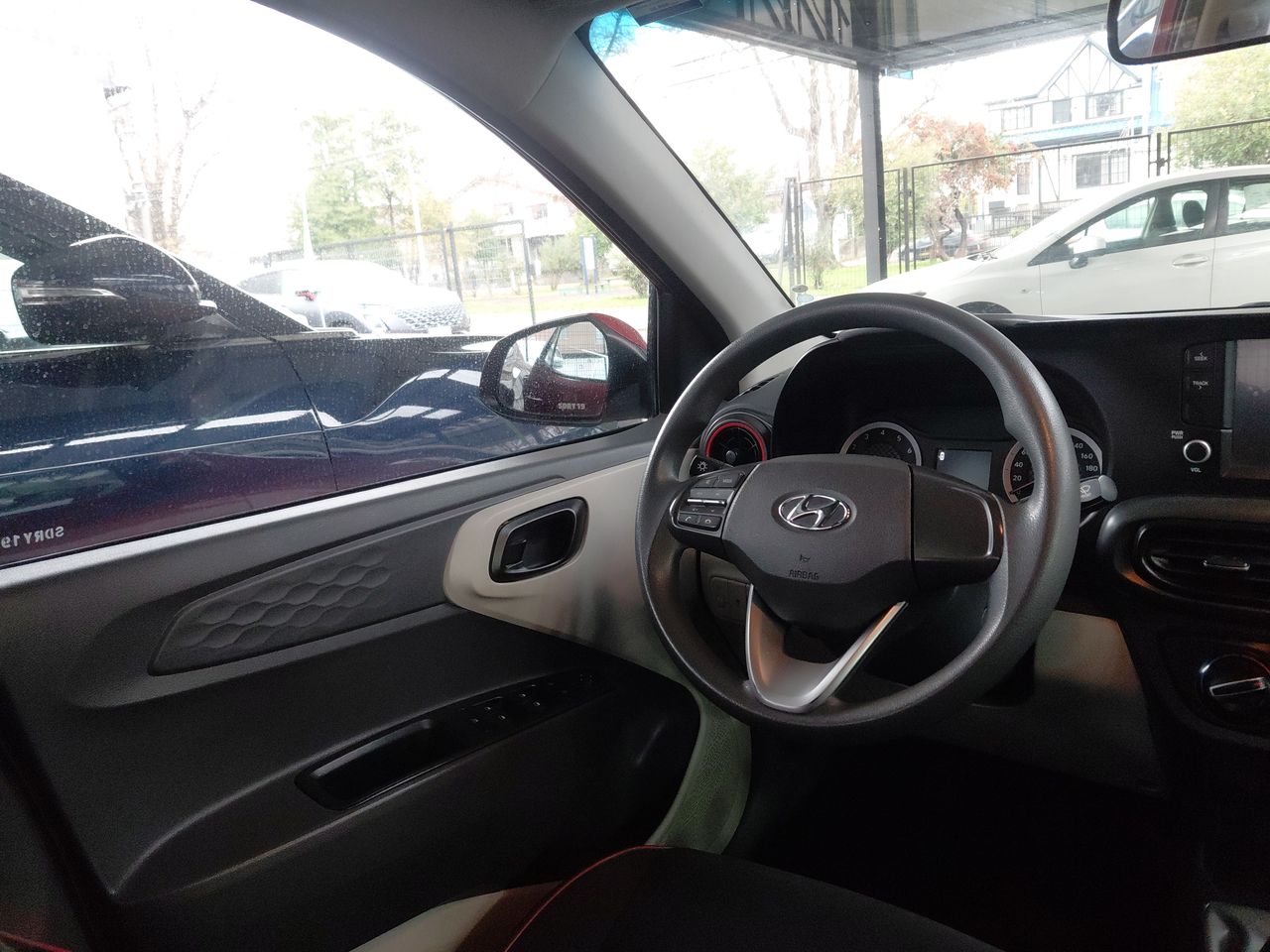 HYUNDAI - 6