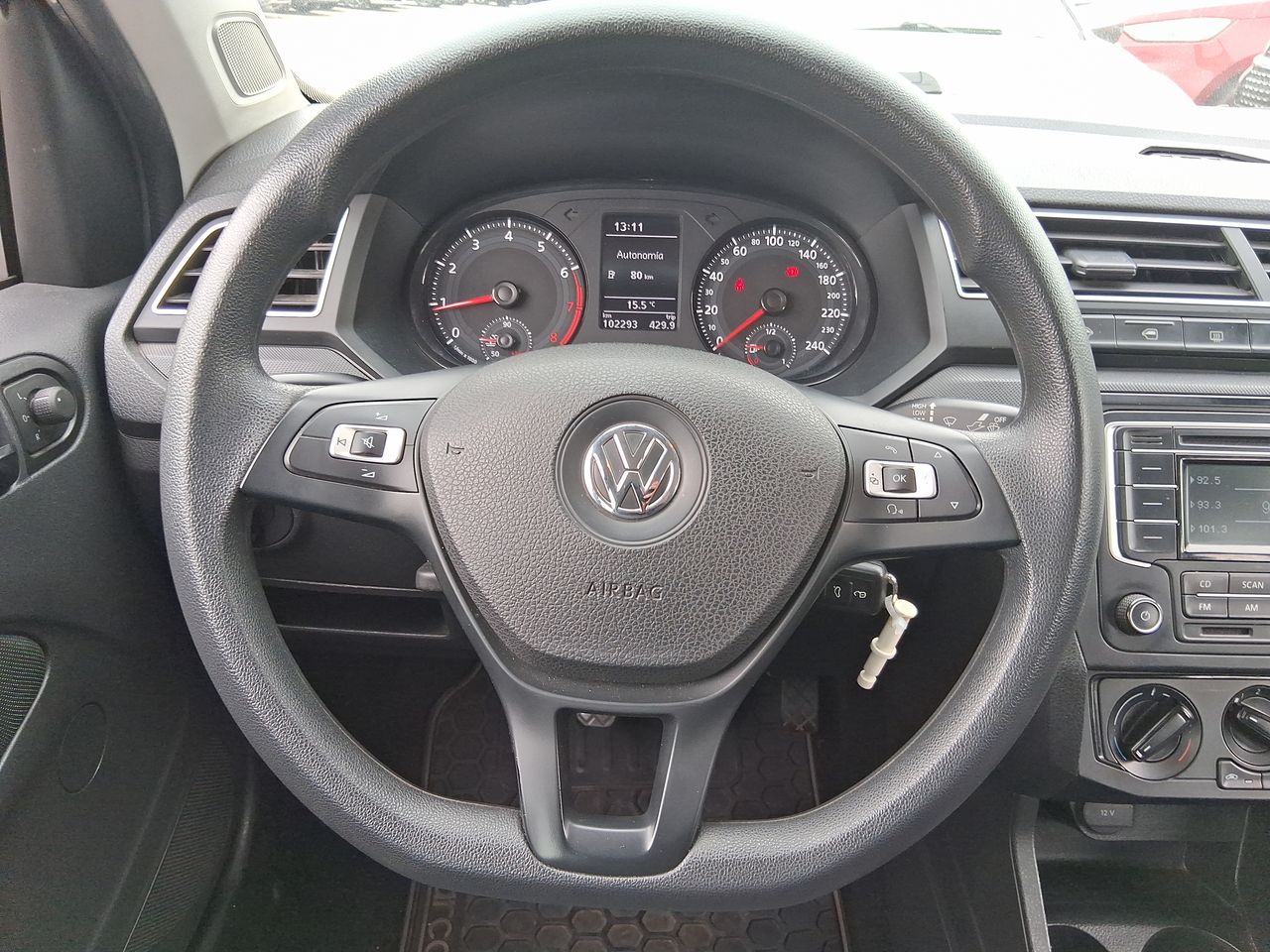 VOLKSWAGEN - 24