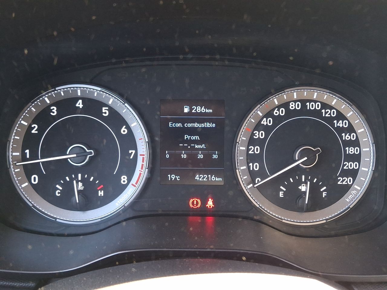 HYUNDAI - 28