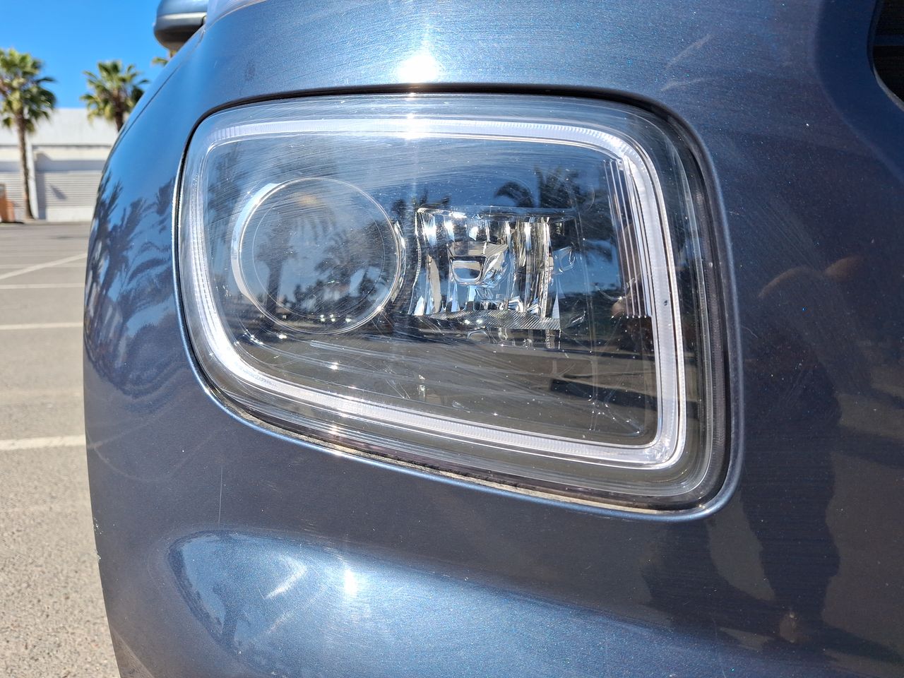 HYUNDAI - 20