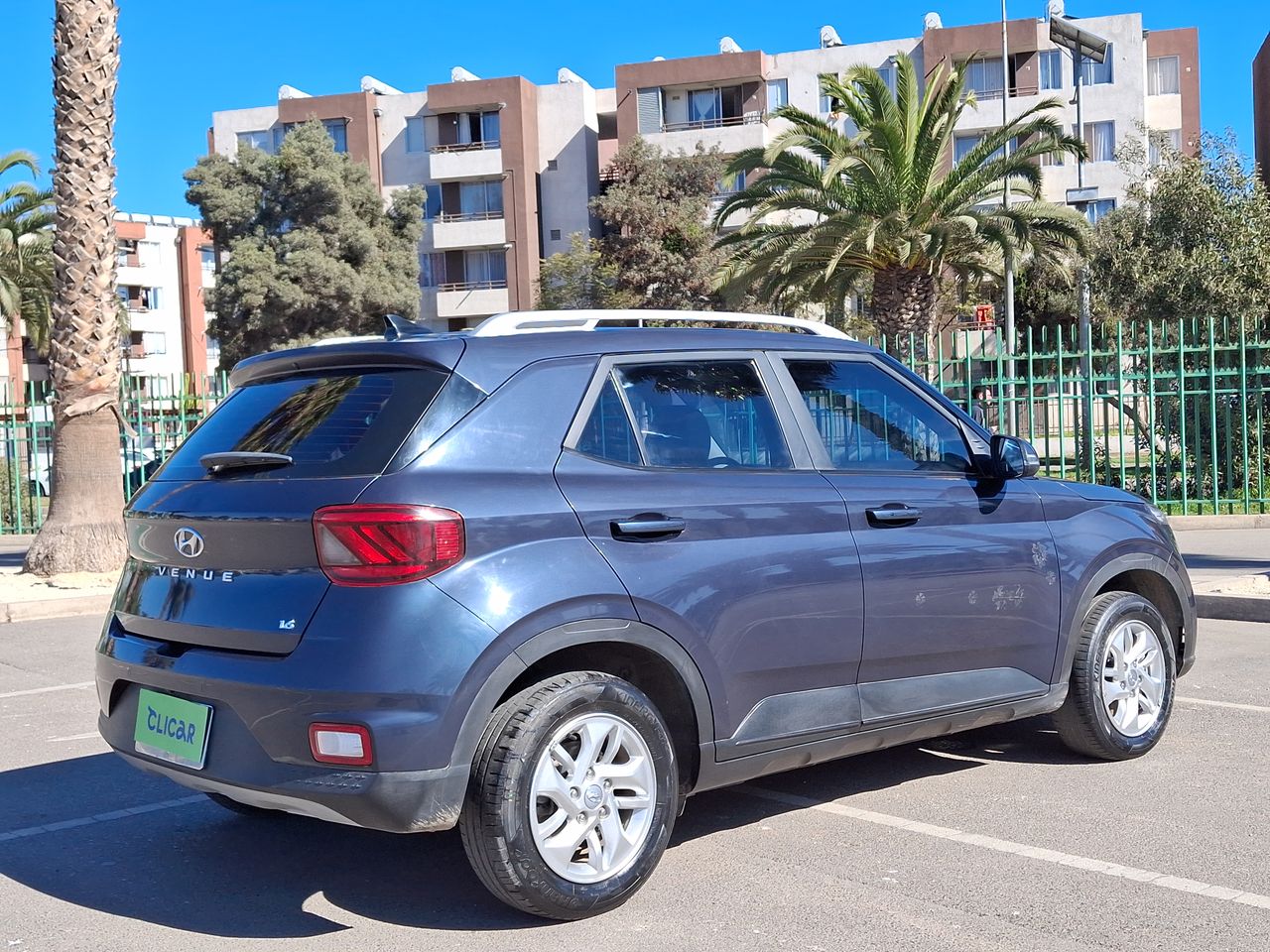 HYUNDAI - 7