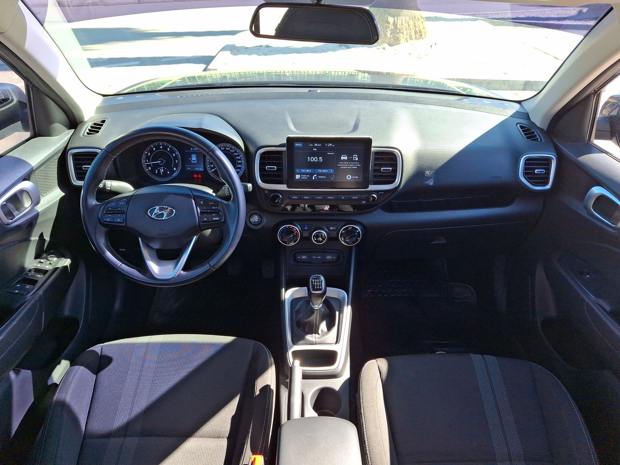 HYUNDAI - 9