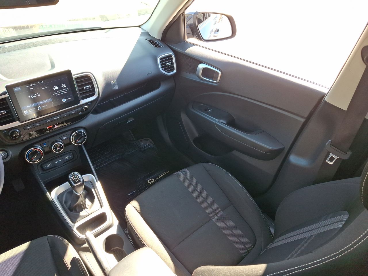 HYUNDAI - 10