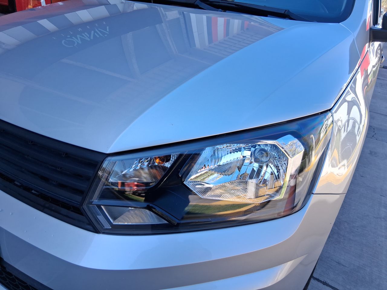 VOLKSWAGEN - 15