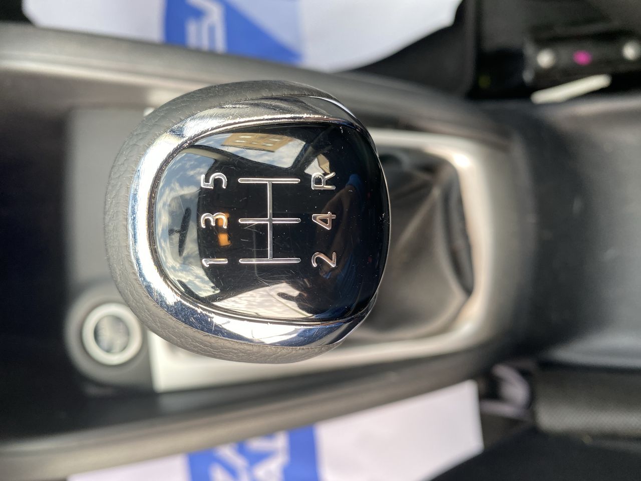 NISSAN - 29