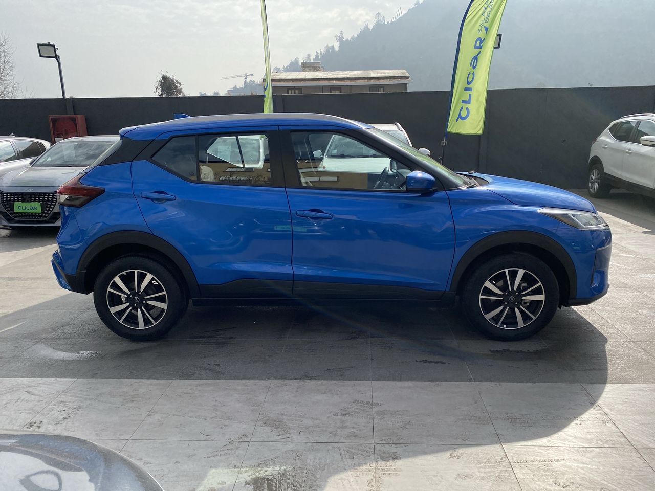 NISSAN - 8