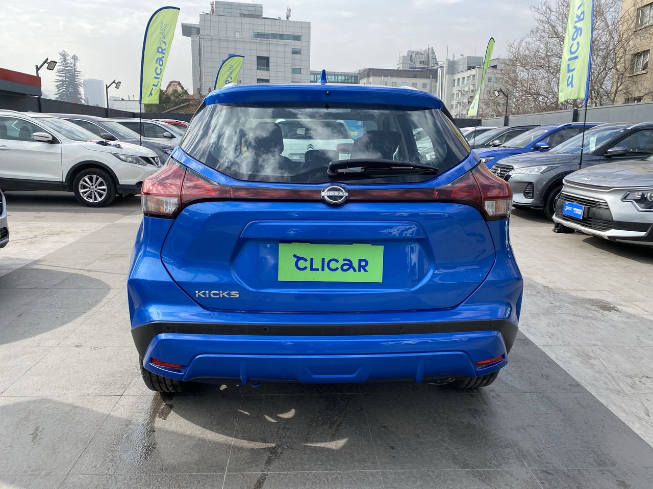 NISSAN - 6