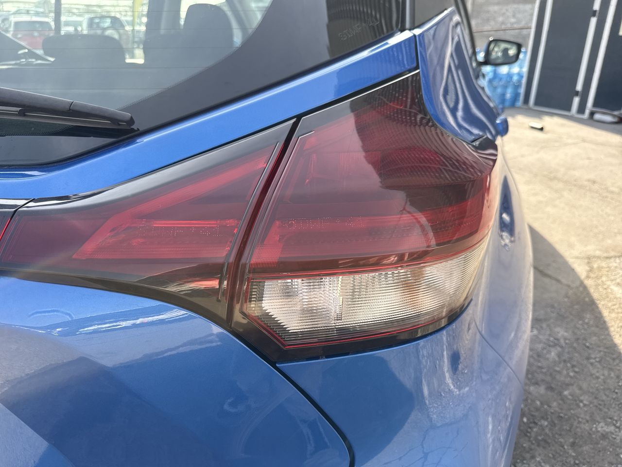 NISSAN - 11
