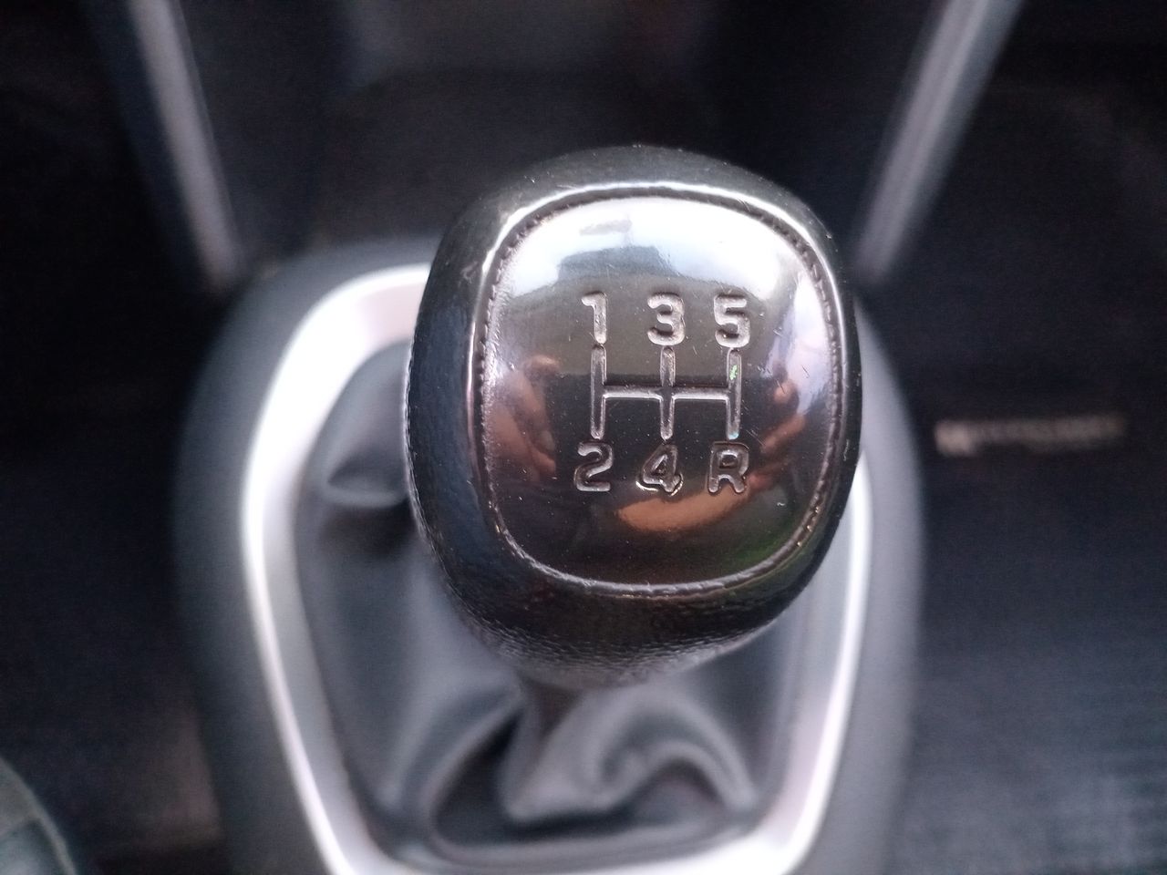 HYUNDAI - 30