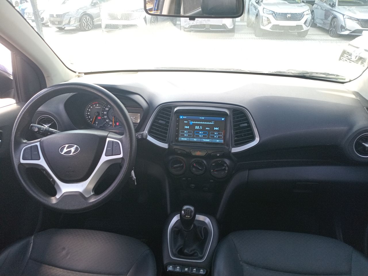 HYUNDAI - 9