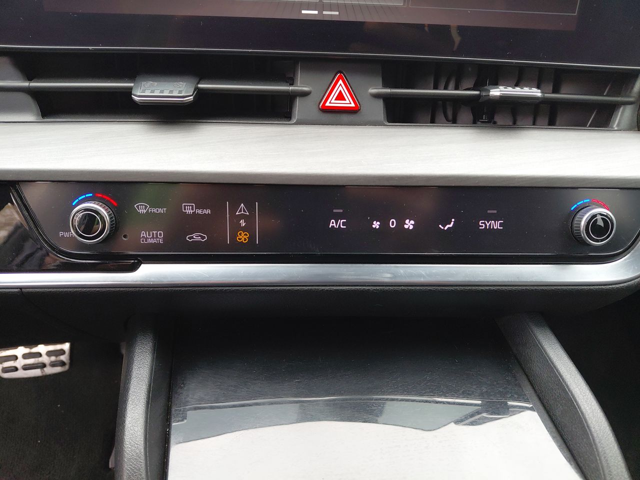 KIA Sportage — foto 22 de 28