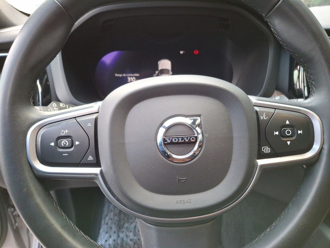 VOLVO - 27