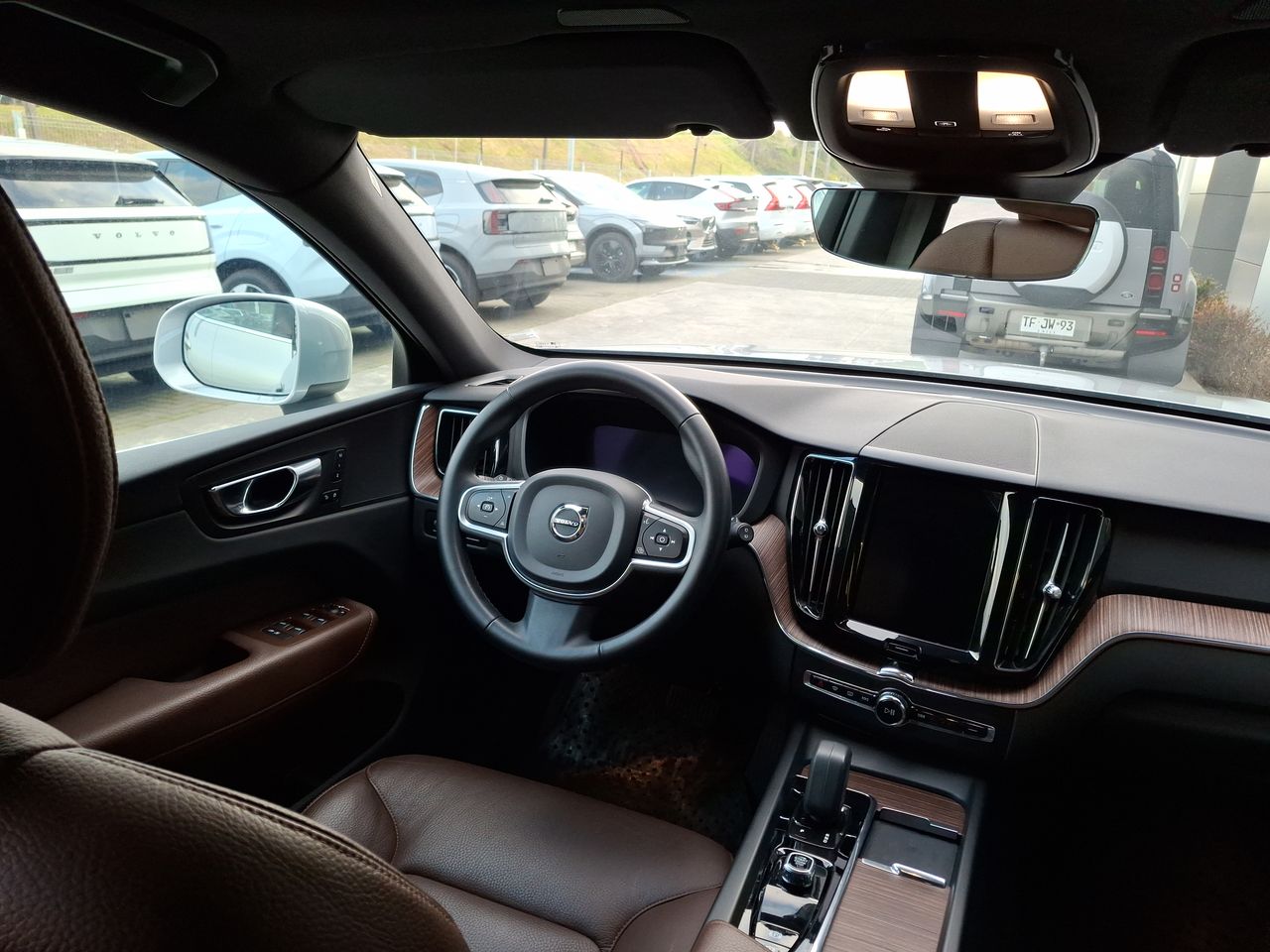 VOLVO - 16