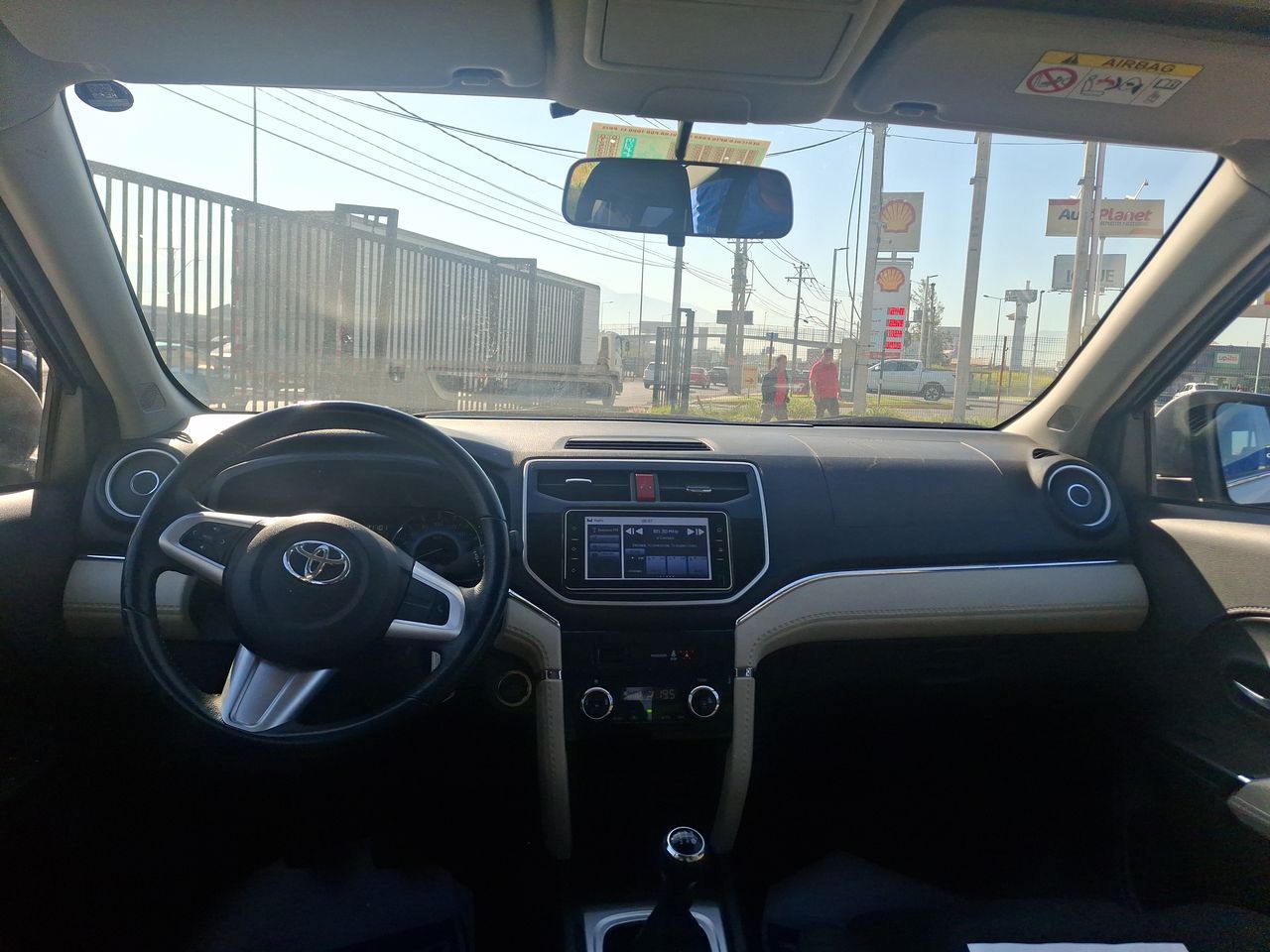 TOYOTA - 30