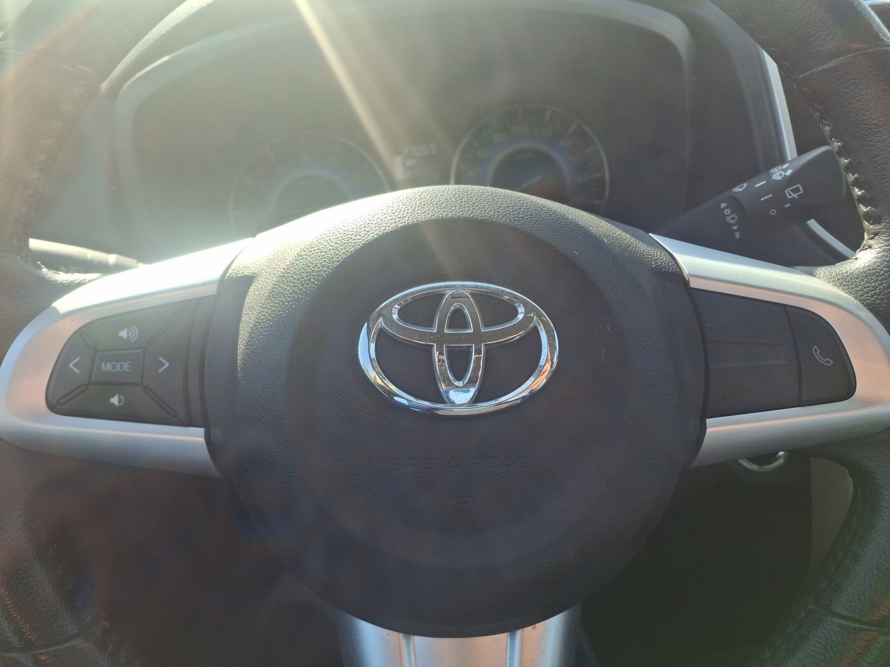 TOYOTA - 24